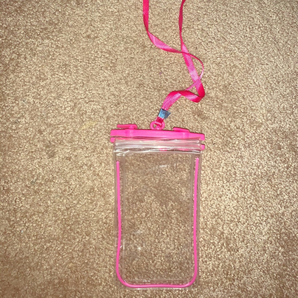 Water resistant phone pouch
